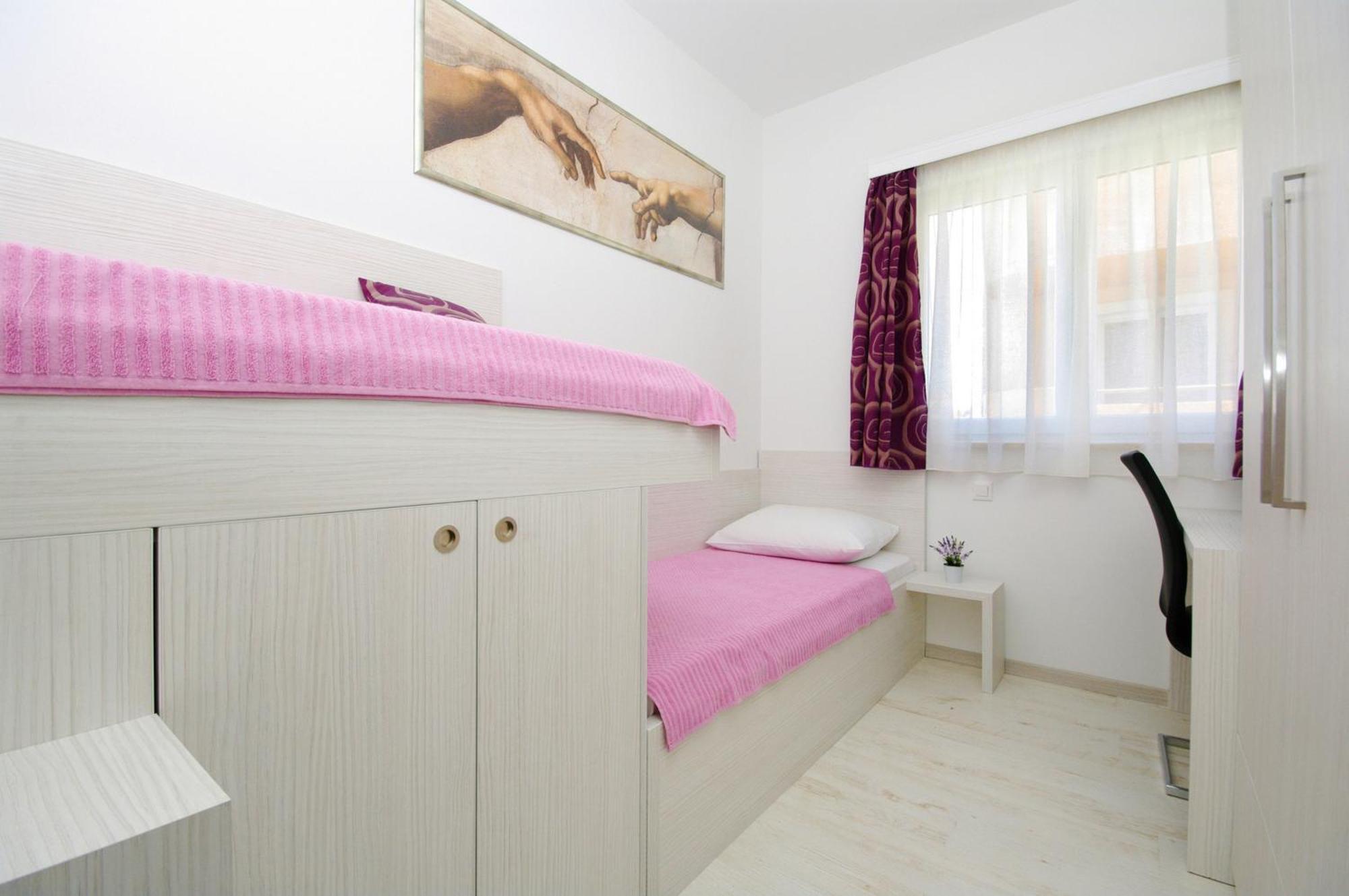Luxury Apartments Elizabeth Podstrana Szoba fotó